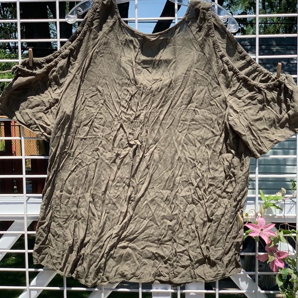 Off shoulder olive green blouse - Picture 3 of 5